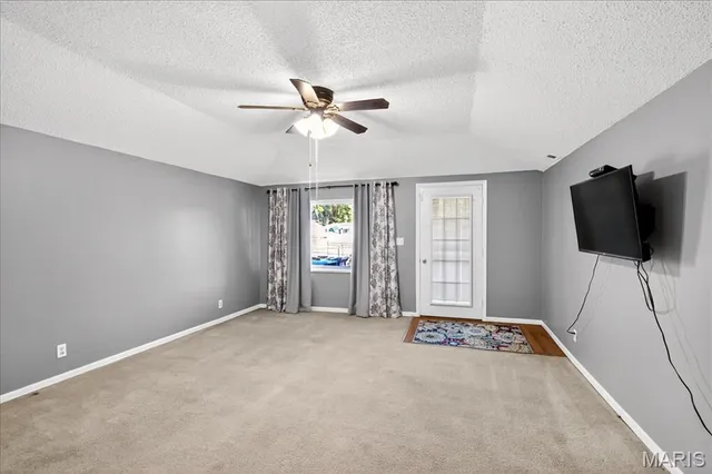 $350,000 | 16 Midland Avenue, Maryland Heights, MO 63043