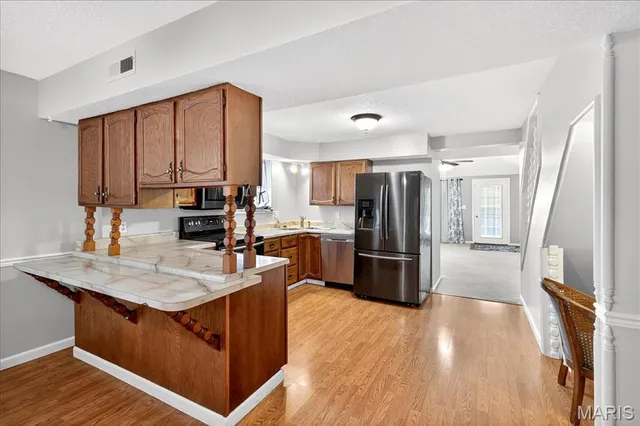 $350,000 | 16 Midland Avenue, Maryland Heights, MO 63043