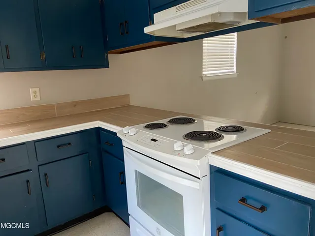 $1,100 | 1812 Springridge Road, Gautier, MS 39553