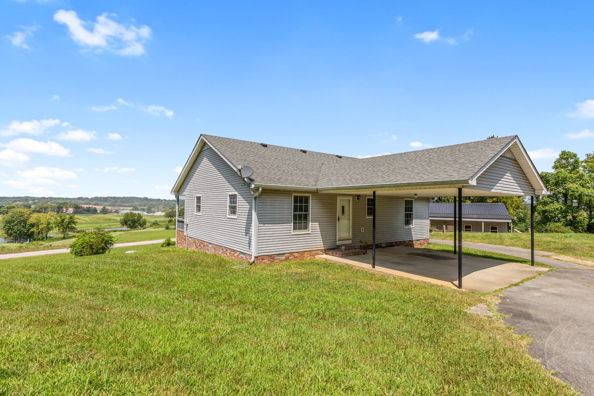 2016 Ridgecrest Circle Dickson, TN 37055 - Photo 29 of 32 Gallery Image 29