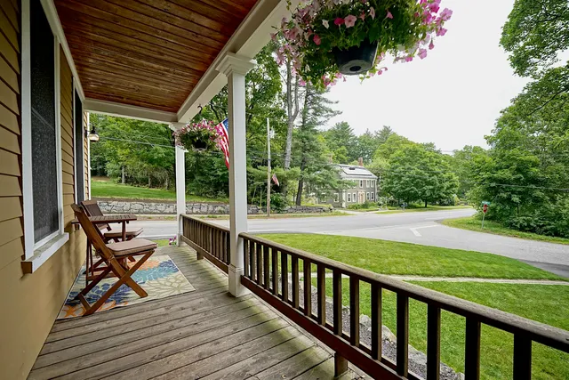 $600,000 | 57 Main Street, Newfields, NH 03856