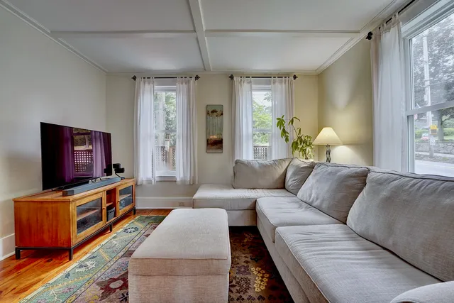 $600,000 | 57 Main Street, Newfields, NH 03856