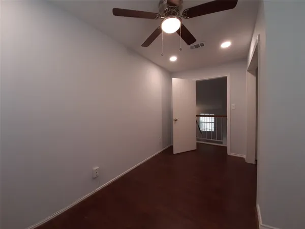 $2,395 | 8 Fawnchase Court, The Woodlands, TX 77381