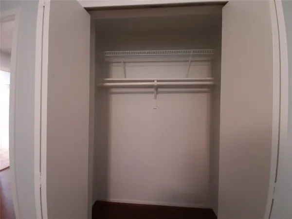 $2,395 | 8 Fawnchase Court, The Woodlands, TX 77381