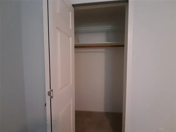 $2,395 | 8 Fawnchase Court, The Woodlands, TX 77381