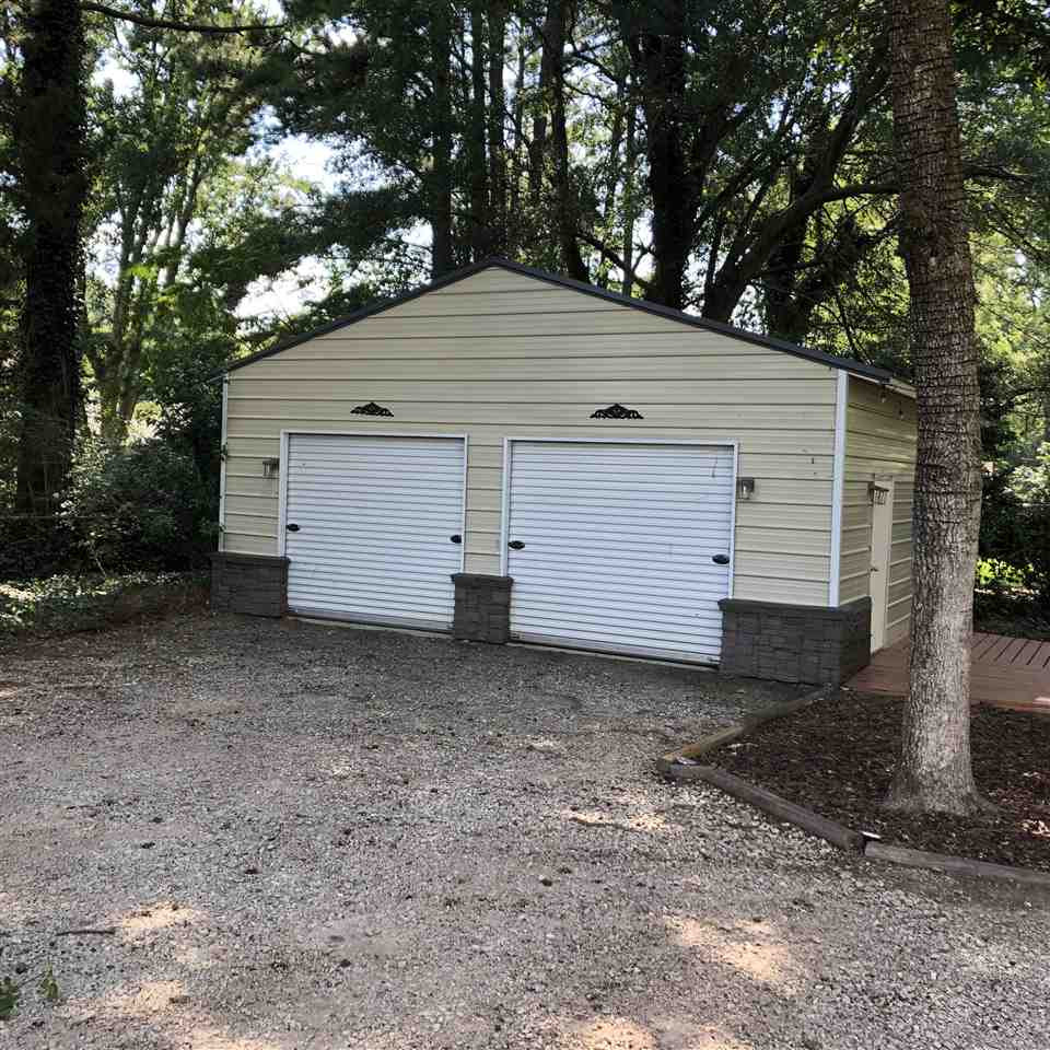 528 East Millbrook Road Raleigh, NC 27609 - Photo 9 of 20 Photo 9