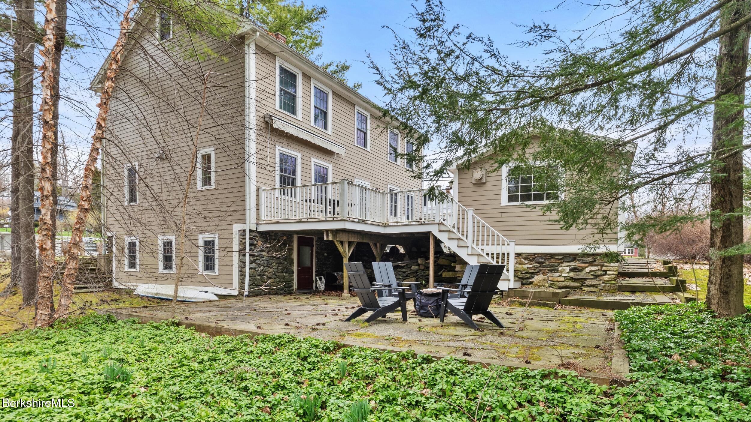 9 Interlaken Road Stockbridge, MA 01266 - Photo 6 of 30 DSC00104