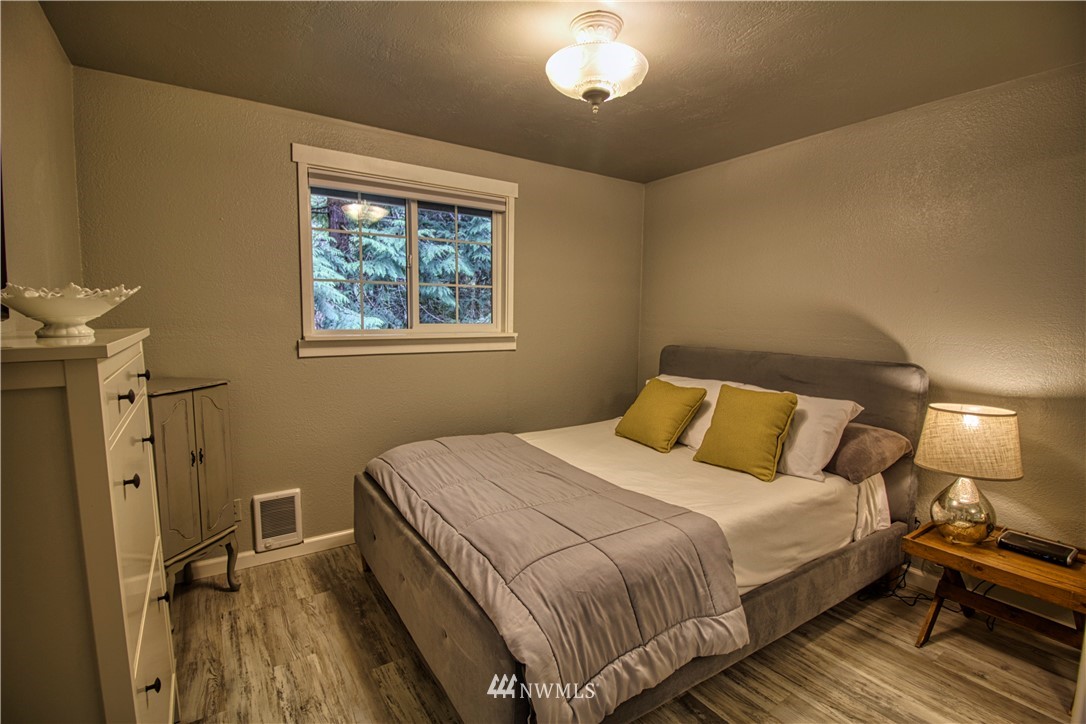 890 East Strong Road Shelton, WA 98584 - Photo 12 of 40 Gallery Image 12