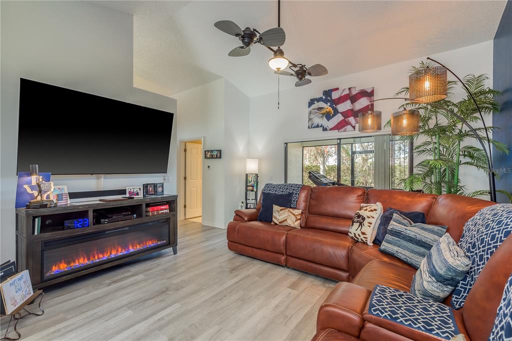 7536 Roland Court New Port Richey, FL 34654 - Photo 3 of 15 Gallery Image 3