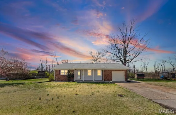 $99,900 | 1204 Price Street, Cahokia, IL 62206