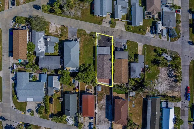 $1,995 | 13248 4th Street East, Unit B, Madeira Beach, FL 33708