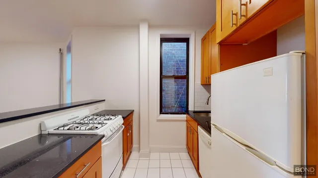 $2,875 | 228 East 36th Street, Unit 5B | Murray Hill