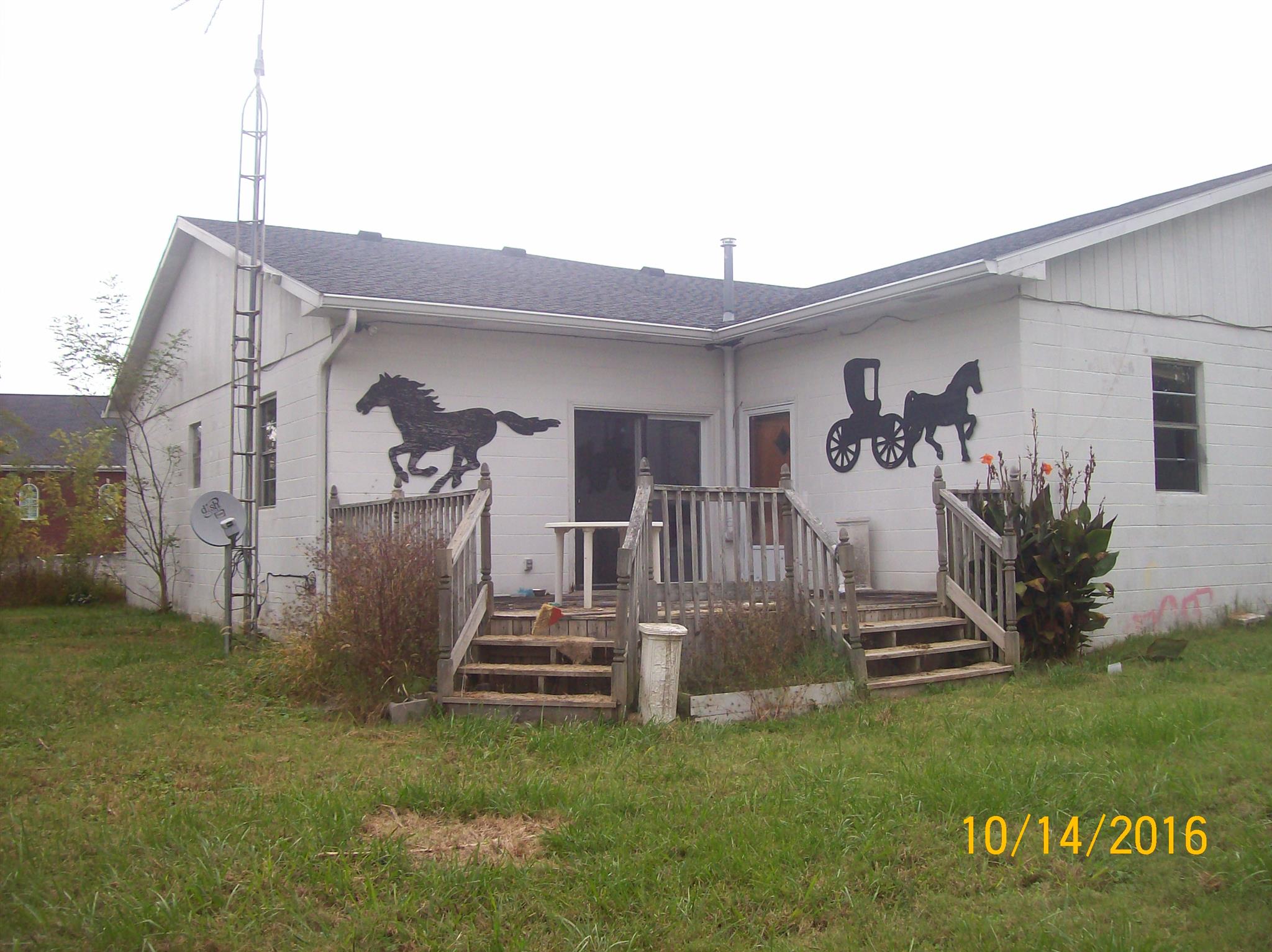 6623 Galen Road Lafayette, TN 37083 - Photo 3 of 9 Gallery Image 3