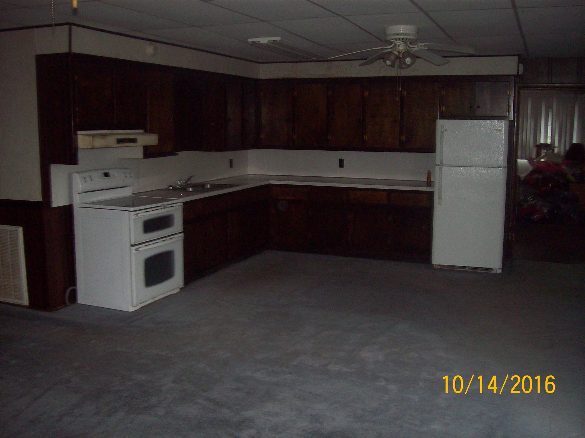 6623 Galen Road Lafayette, TN 37083 - Photo 5 of 9 Gallery Image 5