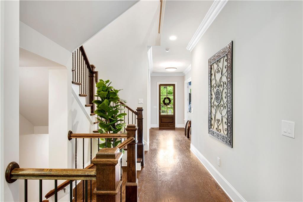 3859 Cochran Lake Road Marietta, GA 30062 - Photo 4 of 73 Gallery Image 4