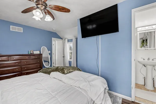 $299,900 | 238 West Main Street, Milan, MI 48160