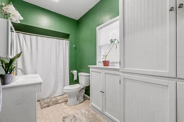 $299,900 | 238 West Main Street, Milan, MI 48160