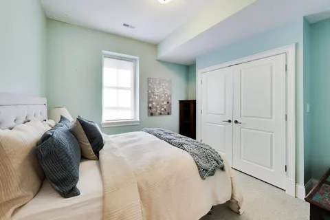 $1,650,000 | 5557 South Stough Street, Hinsdale, IL 60521