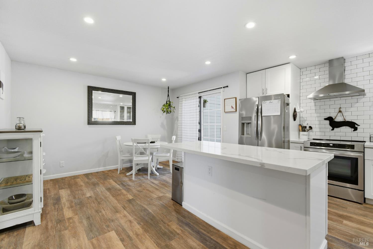 5193 Firestone Place Santa Rosa, CA 95409 - Photo 16 of 35