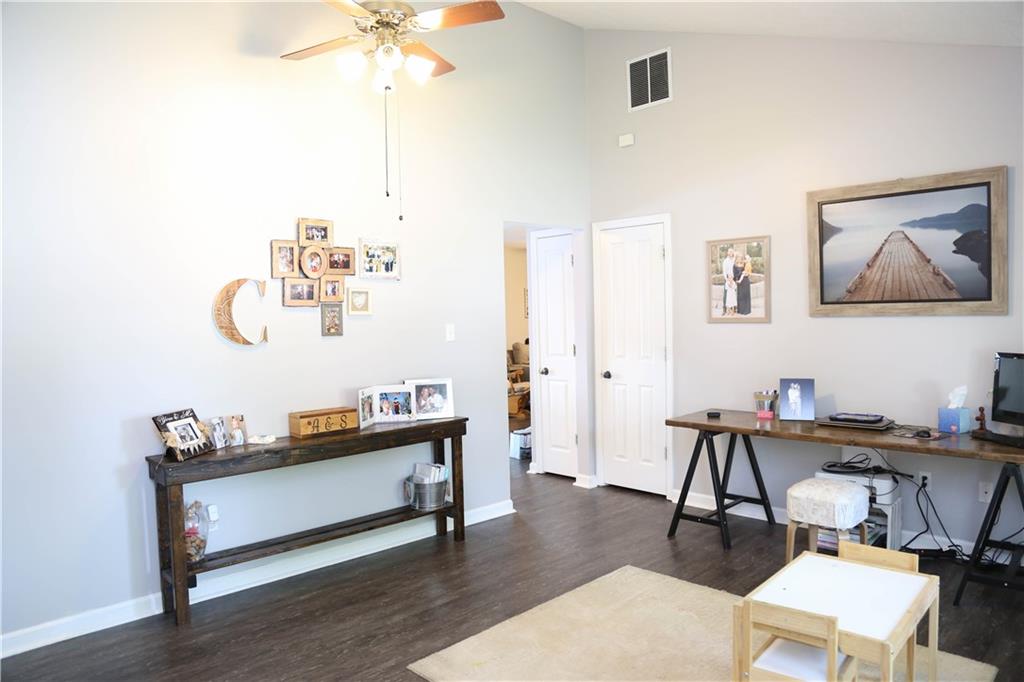 267 Old Farm Road Danville, IN 46122 - Photo 5 of 30 Gallery Image 5