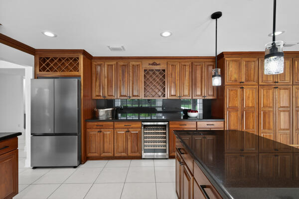 5510 Castlegate Avenue Davie, FL 33331 - Photo 15 of 54 134203352394391906_134203352368197061_55