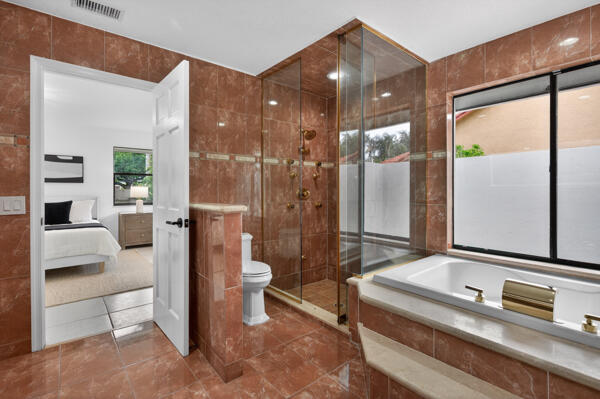 5510 Castlegate Avenue Davie, FL 33331 - Photo 24 of 54 134203352425694238_134203352392044614_55