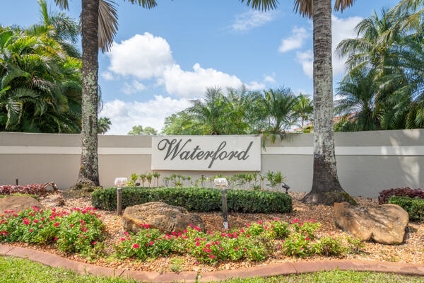 5510 Castlegate Avenue Davie, FL 33331 - Photo 54 of 54 134203352451770419_134203352417811124_55