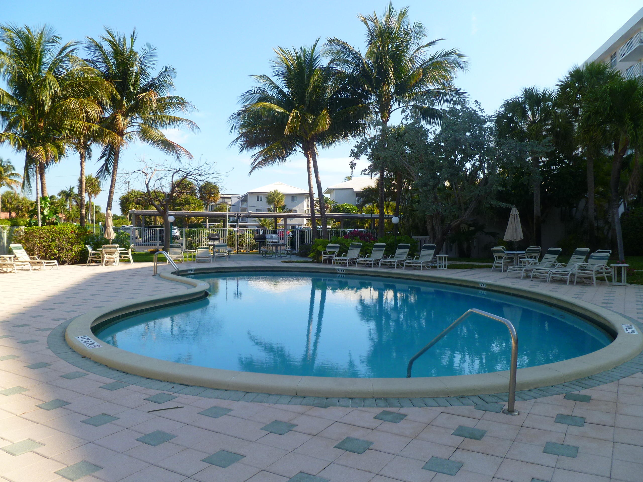 2851 South Ocean Boulevard, Unit 3N Boca Raton, FL 33432 - Photo 6 of 42 Pool
