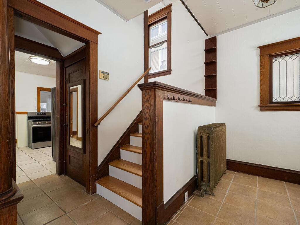 1002 Marshall Avenue St. Paul, MN 55104 - Photo 16 of 30