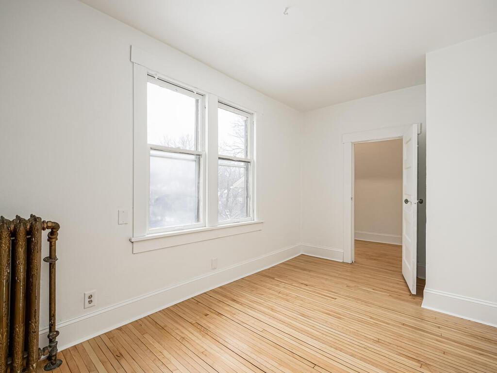 1002 Marshall Avenue St. Paul, MN 55104 - Photo 22 of 30