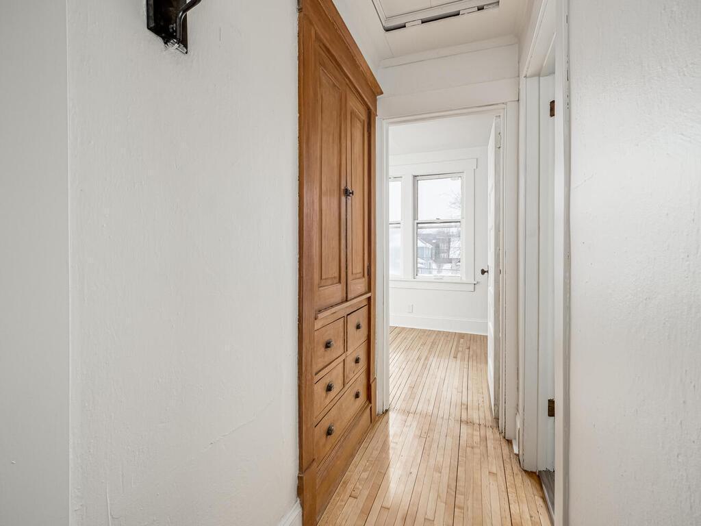 1002 Marshall Avenue St. Paul, MN 55104 - Photo 25 of 30