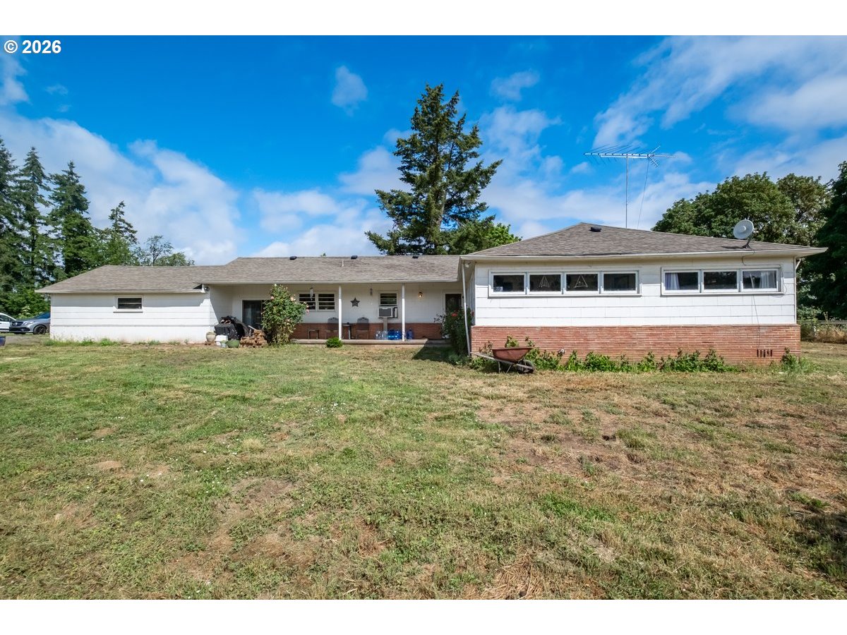 21095 Savage Road Sheridan, OR 97378 - Photo 1 of 43