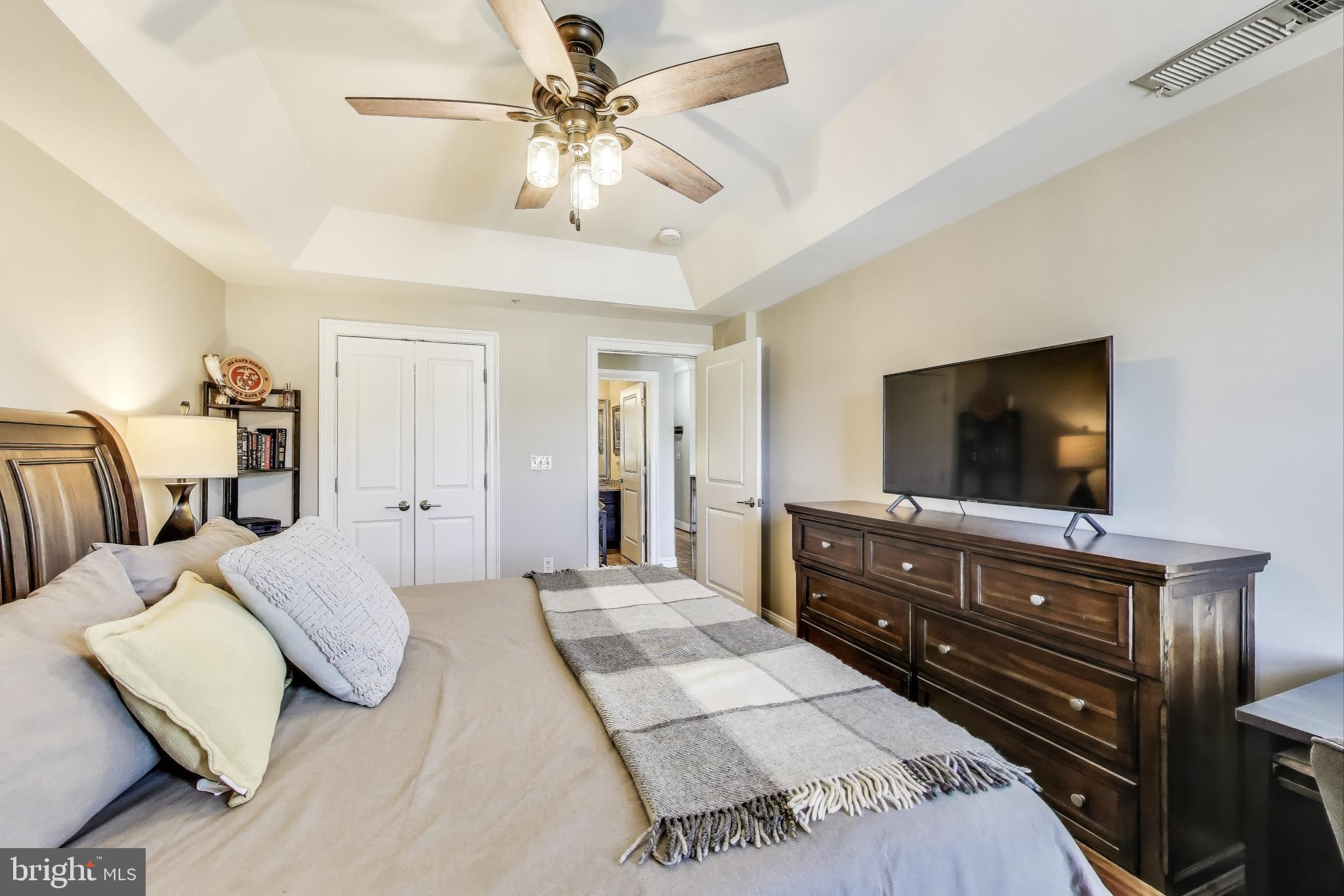 6301 Edsall Road, Unit 306 Alexandria, VA 22312 - Photo 11 of 45 Gallery Image 11