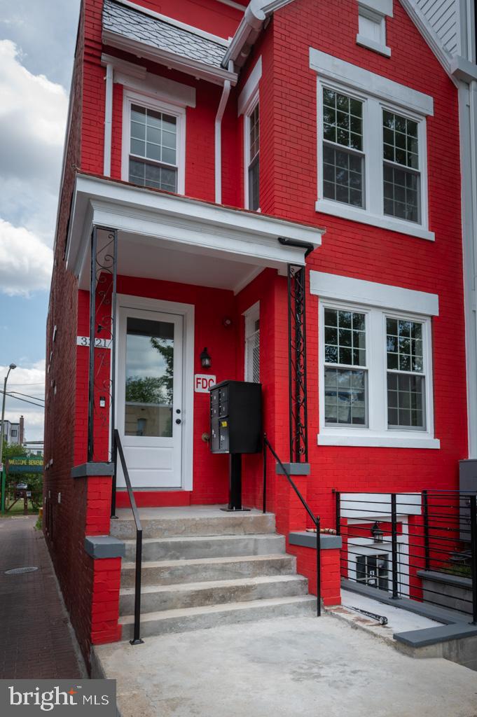 3321 11th Street Northwest, Unit 3 Washington, DC 20010 - Photo 9 of 9