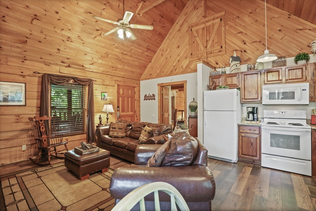 261 Cherokee Path Way Sevierville, TN 37876 - Photo 9 of 23 Gallery Image 9