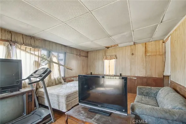 $459,400 | 615 North Grandee Avenue, Compton, CA 90220