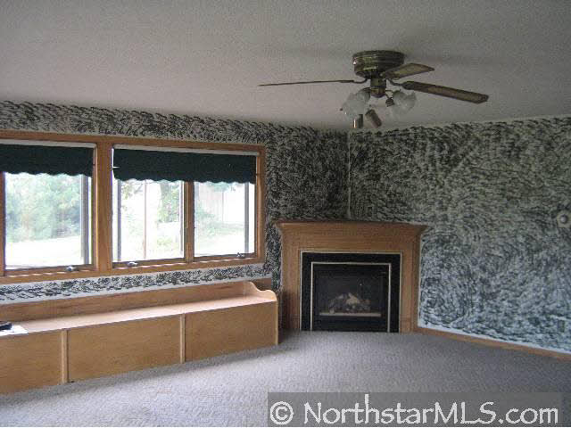 793 Glover Road River Falls, WI 54022 - Photo 2 of 8 Gallery Image 2