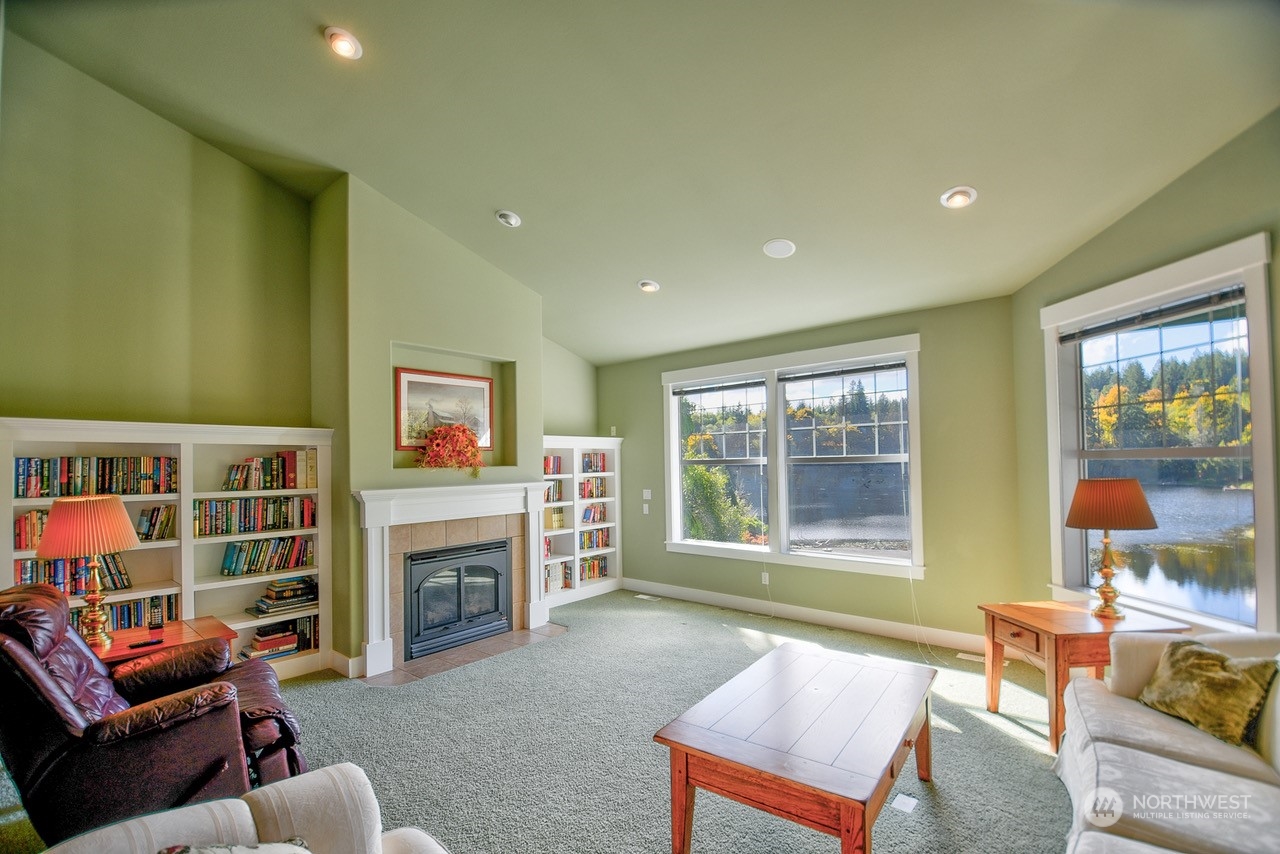 5130 Raccoon Valley Road Southeast Olympia, WA 98513 - Photo 4 of 34 Gallery Image 4
