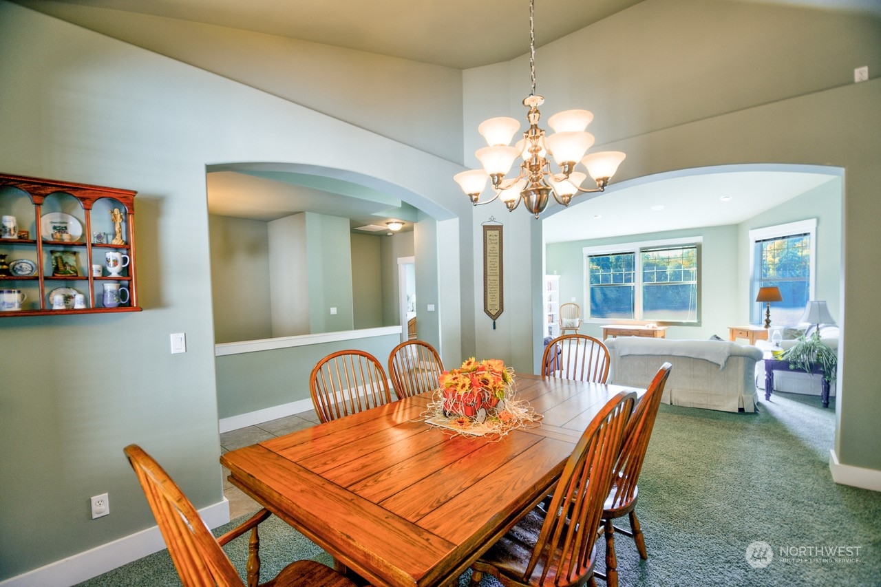 5130 Raccoon Valley Road Southeast Olympia, WA 98513 - Photo 6 of 34 Gallery Image 6