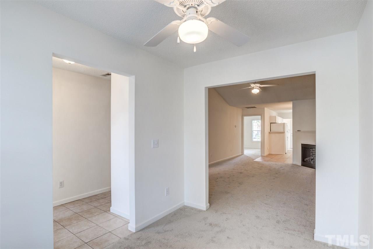 11270 Avocet Lane, Unit 103 Raleigh, NC 27617 - Photo 4 of 30 Gallery Image 4
