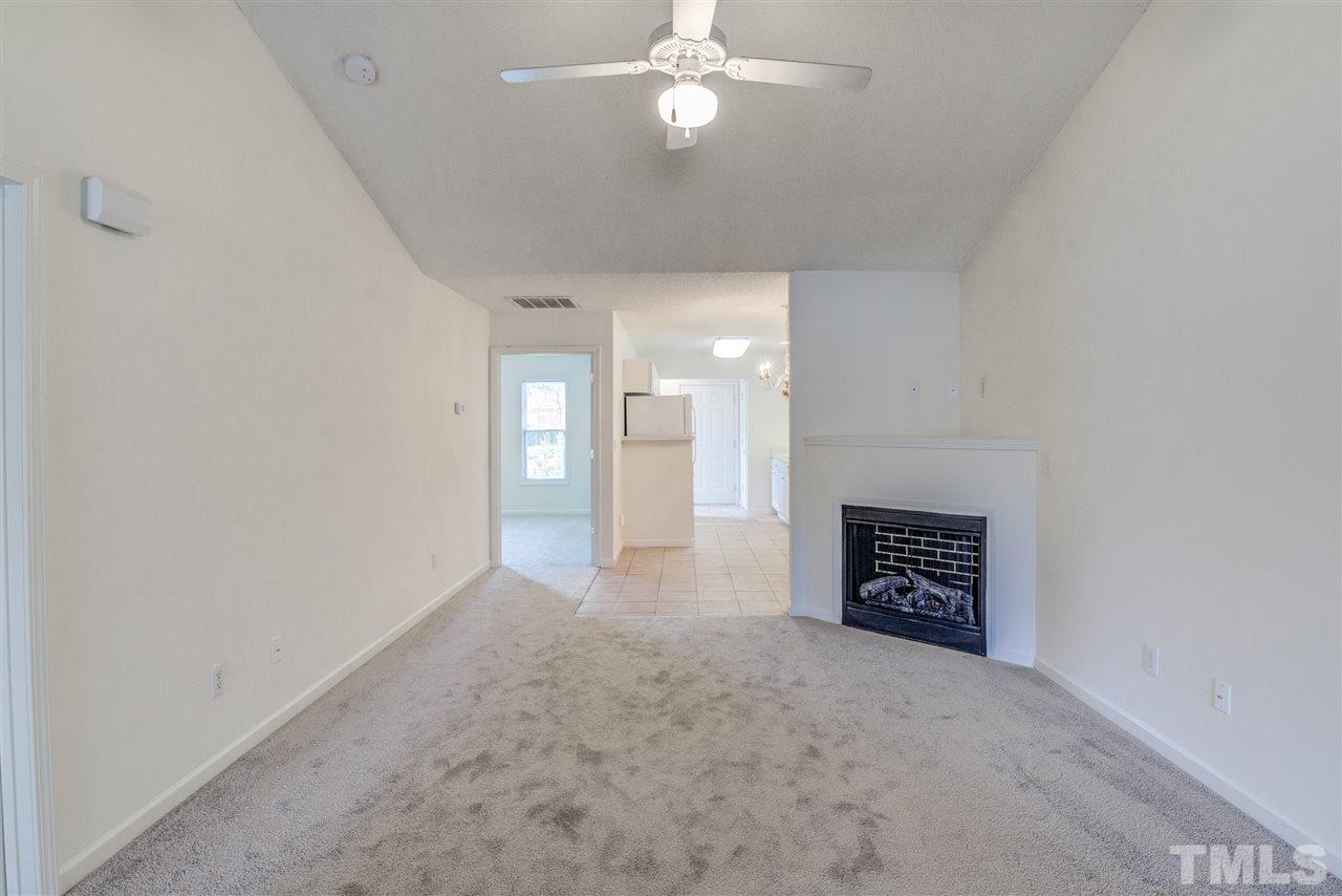 11270 Avocet Lane, Unit 103 Raleigh, NC 27617 - Photo 6 of 30 Gallery Image 6