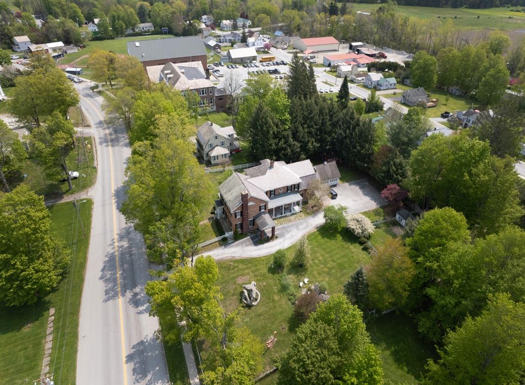 82 East Main Street Poultney, VT 05764 - Photo 24 of 40