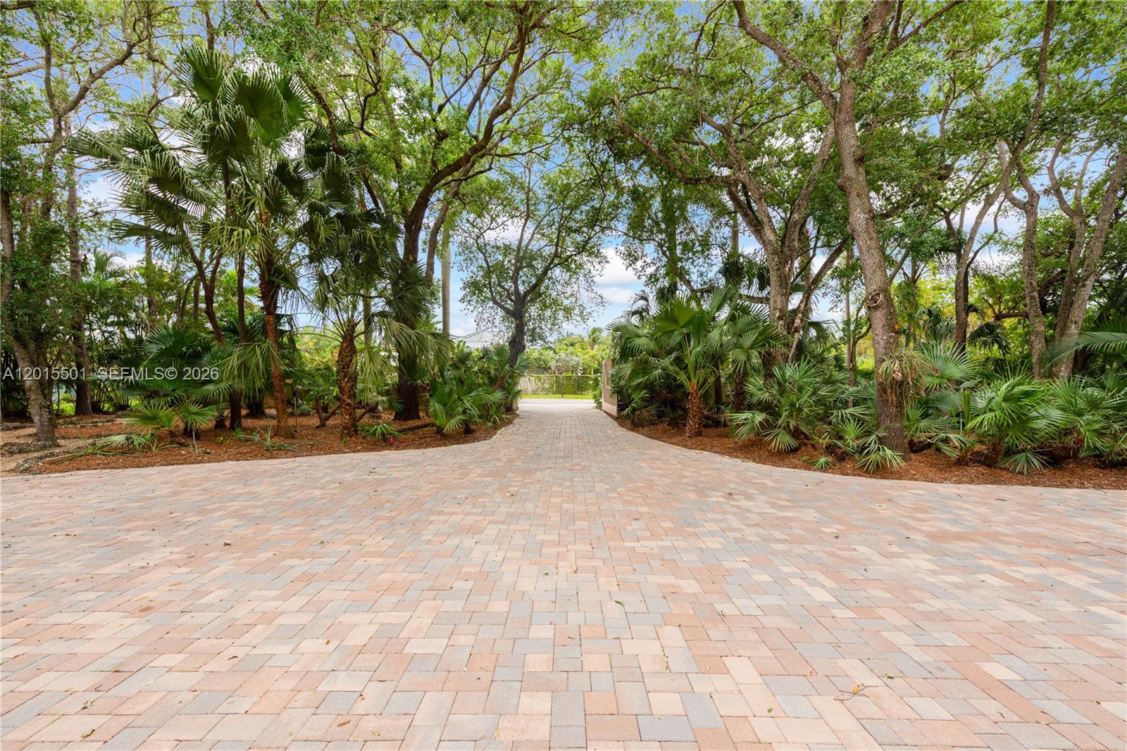 8875 Southwest 110th Street Miami, FL 33176 - Photo 5 of 38