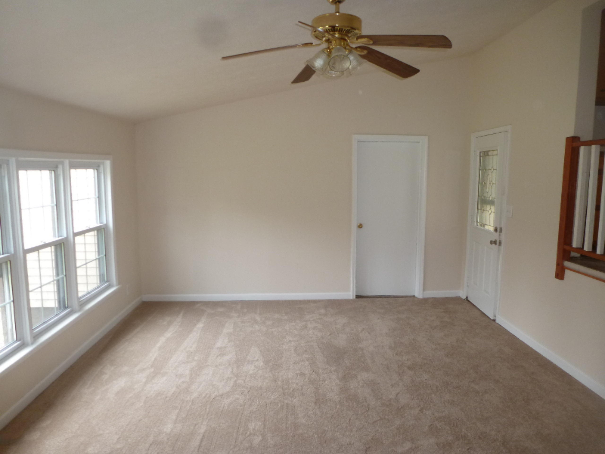 1920 South Mill Iron Road Muskegon, MI 49442 - Photo 16 of 24 16-Family Room - View 2