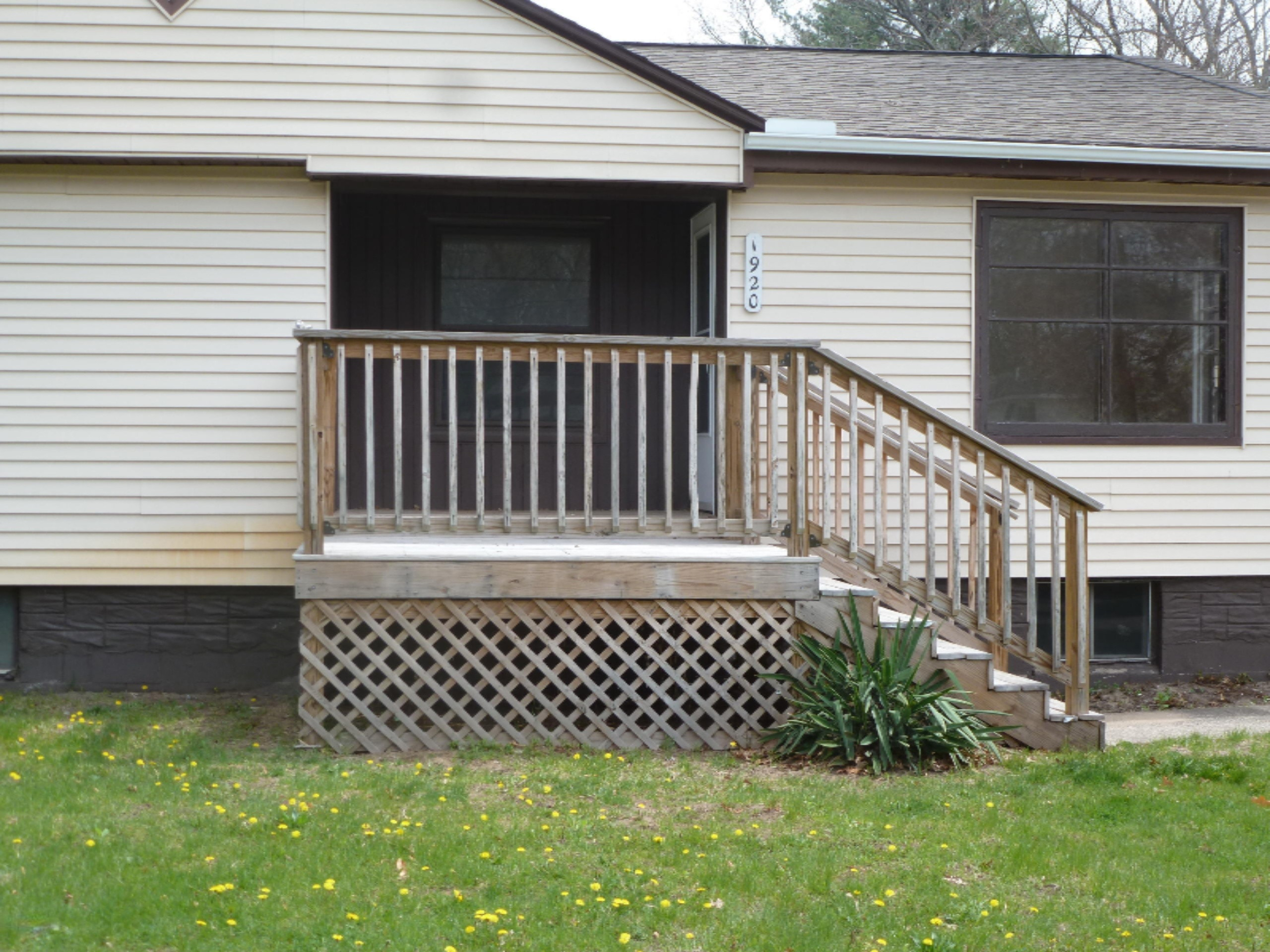 1920 South Mill Iron Road Muskegon, MI 49442 - Photo 6 of 24 5-Deck