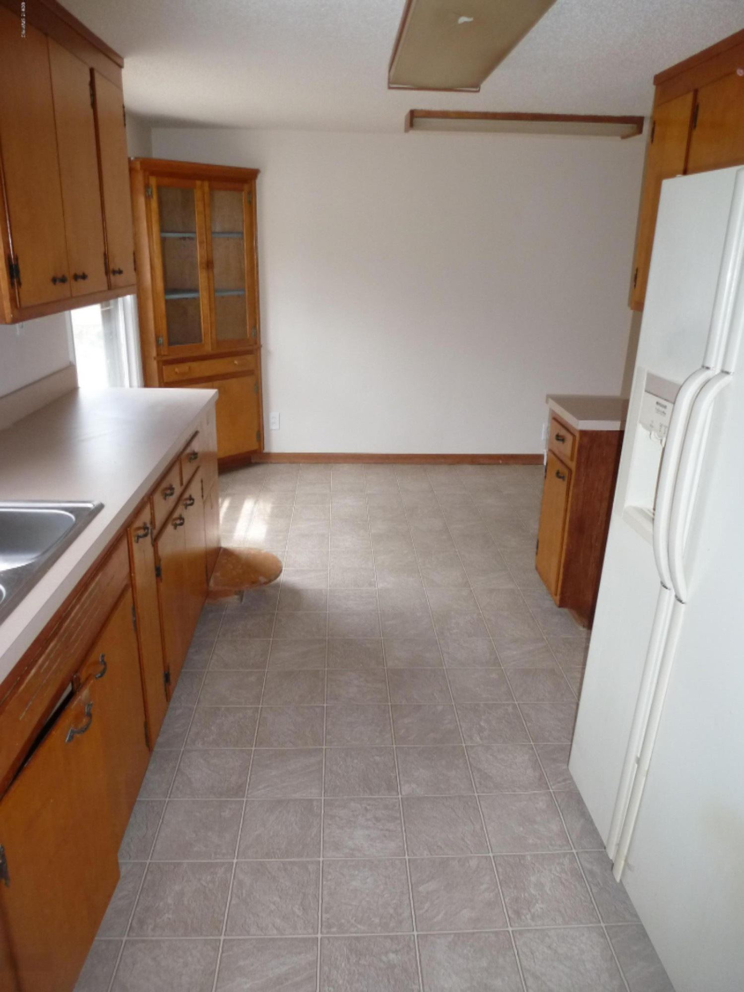 1920 South Mill Iron Road Muskegon, MI 49442 - Photo 10 of 24 9-Kitchen