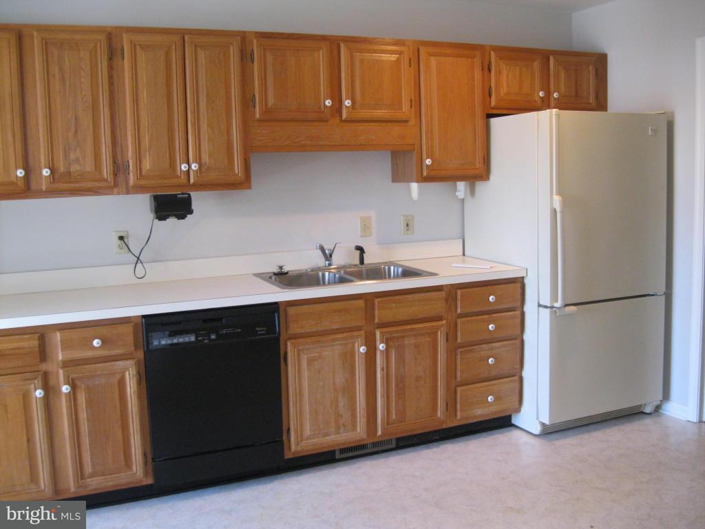 73 Rockford Road Mountville, PA 17554 - Photo 4 of 22 Gallery Image 4