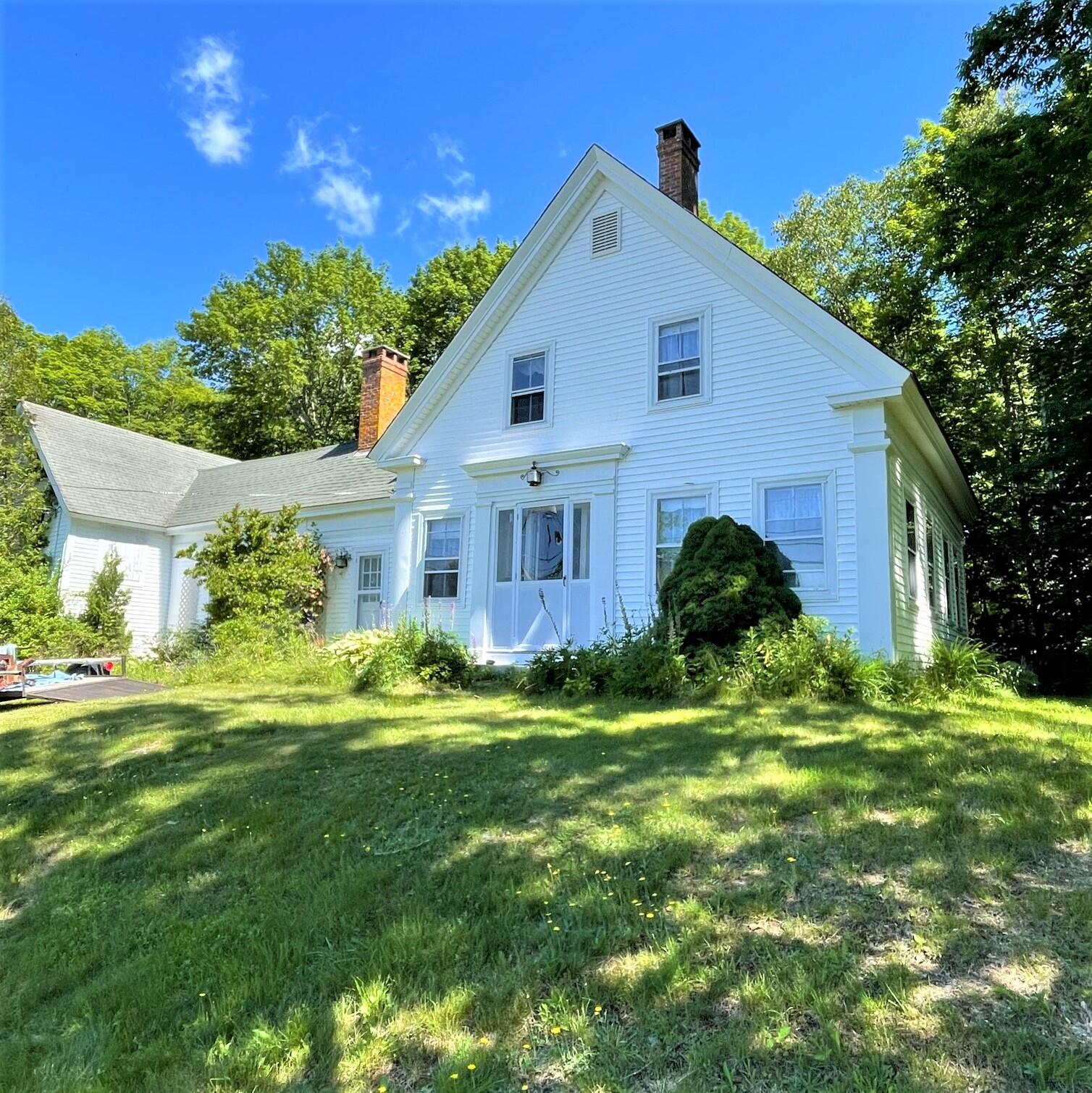 585-587 Reach Road Sargentville, ME 04673 - Photo 3 of 27 IMG_6402