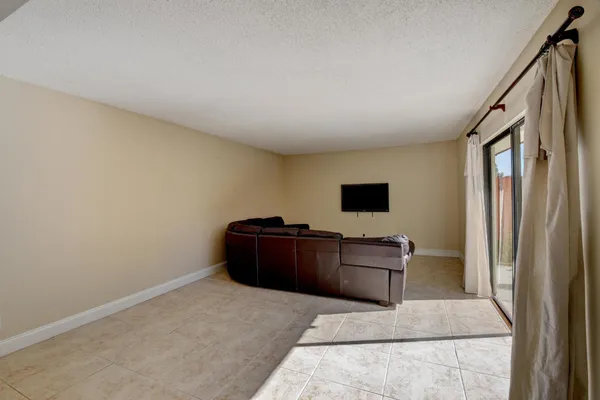 $2,500 | 3409 Spanish Wells Drive, Unit 56A, Delray Beach, FL 33445