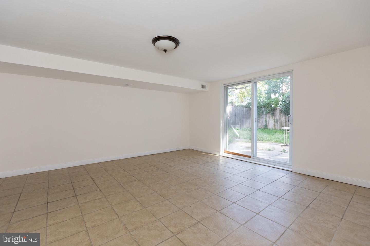 2773 Welsh Road Philadelphia, PA 19152 - Photo 33 of 46 Den